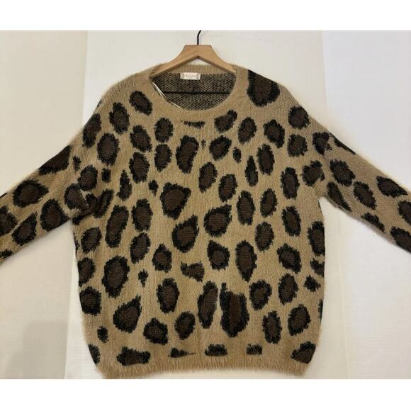 Altar'd State Fuzzy Knit Leopard Print Drop Sleeve Pullover Sweater, Small /Med - Picture 2 of 7